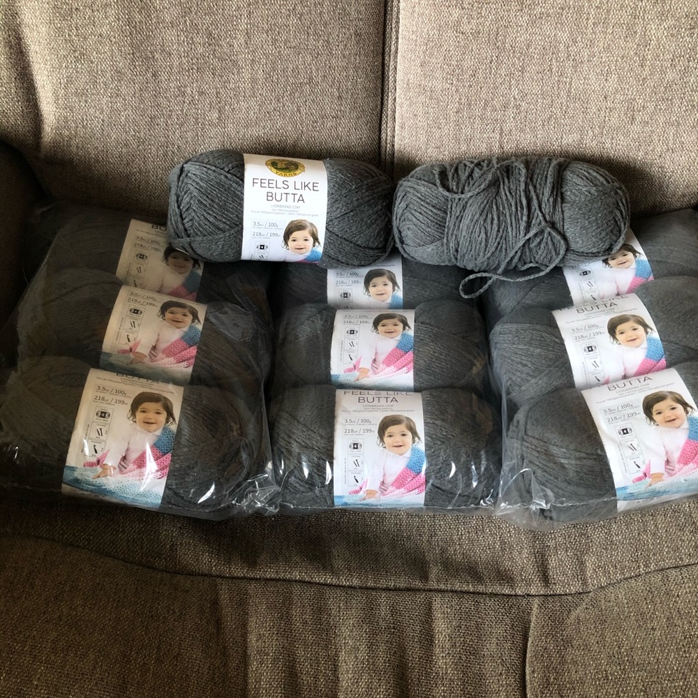 Huge Destash Yarn Lot Grey Worsted Weight Soft New